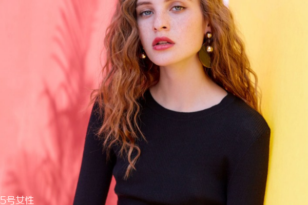 混纺羊绒好吗,羊毛混纺面料好不好 混纺羊绒好吗,羊毛混纺面料好不好