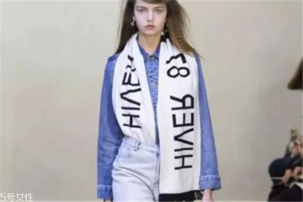 字母刺绣围巾,围巾印花图案大全