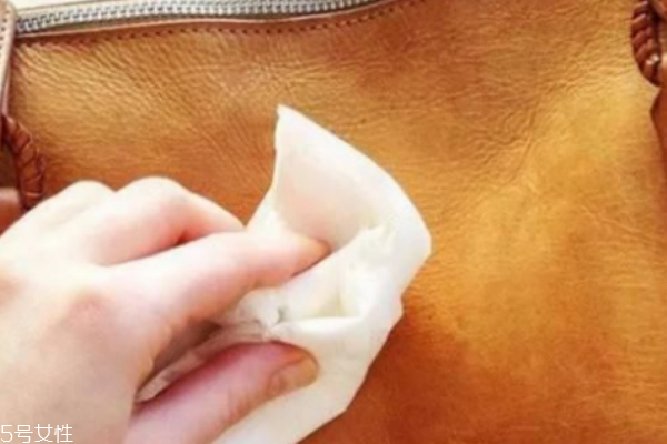 皮包水洗了怎么办,皮包水洗之后怎么补救