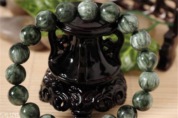 绿龙晶鉴赏,绿龙晶图片 绿龙晶鉴赏,绿龙晶图片