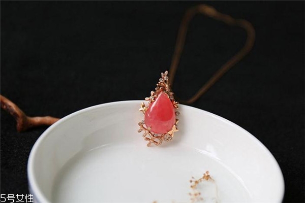 红纹石贵不贵,红纹石值钱吗