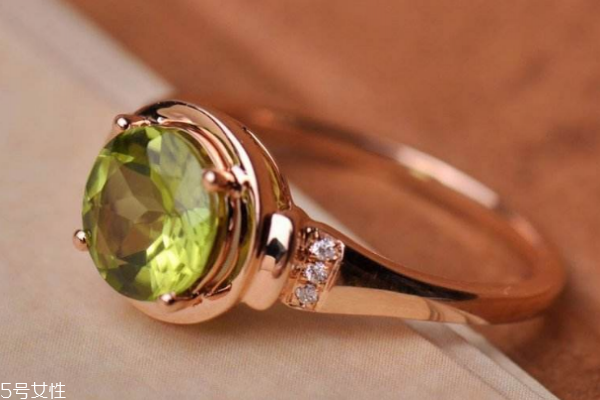 橄榄石价格一般是多少,橄榄石的价格