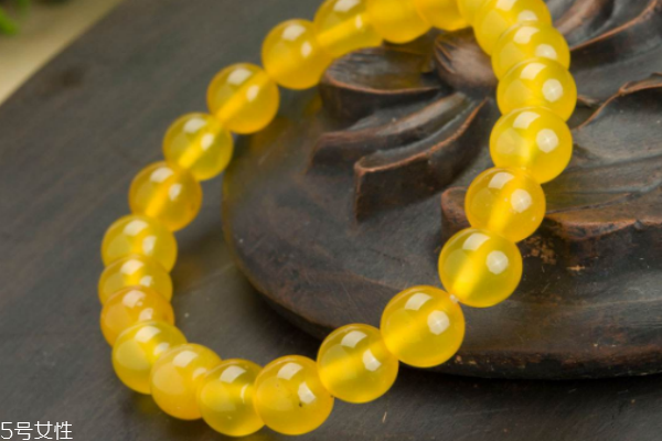 有黄玛瑙吗,黄玛瑙的功效和作用是什么 有黄玛瑙吗,黄玛瑙的功效和作用是什么