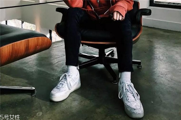 af1白丝绸怎么撕开,af1白丝绸怎么撕开好看