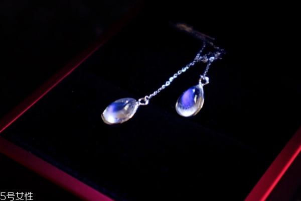 月光石怎么看好坏,月光石好坏区别