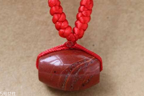 红竹石佩戴禁忌,红竹石什么人佩戴