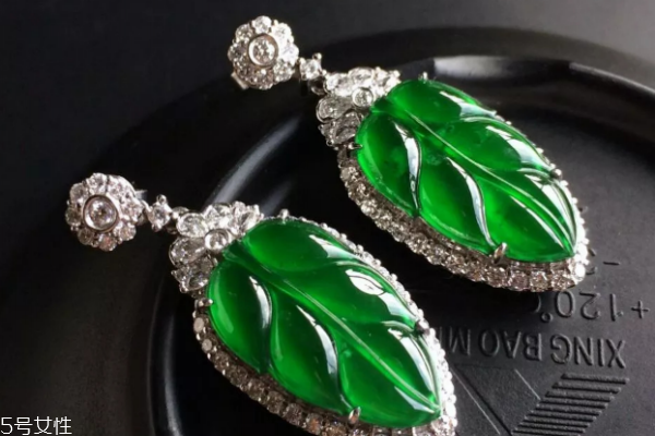 帝王绿翡翠怎么鉴别真假,帝王绿翡翠怎样鉴别