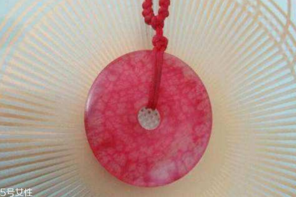 血玉平安扣能值多少钱,最贵的血玉平安扣 血玉平安扣能值多少钱,最贵的血玉平安扣