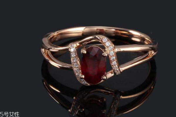 红宝石怎么戴,佩戴红宝石需要注意什么