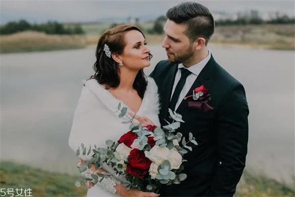 冬天结婚怎么选婚纱,冬天婚纱礼服怎么选