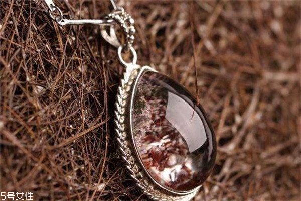 幽灵水晶招财吗,哪个颜色水晶招财