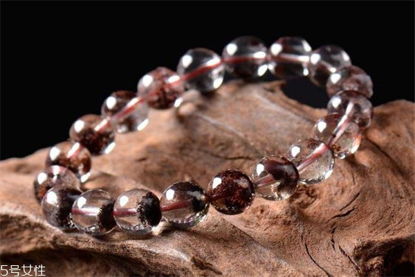 幽灵水晶什么颜色最贵,绿幽灵水晶好 幽灵水晶什么颜色最贵,绿幽灵水晶好