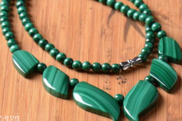 孔雀石有什么好处,孔雀石有什么用