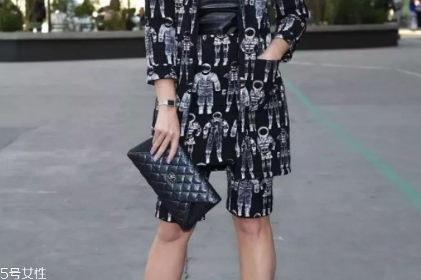 男士手拿包什么品牌好,手拿包什么品牌最好