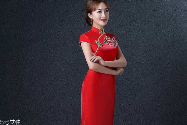 中式传统婚礼礼服,中式婚礼的服装 中式传统婚礼礼服,中式婚礼的服装