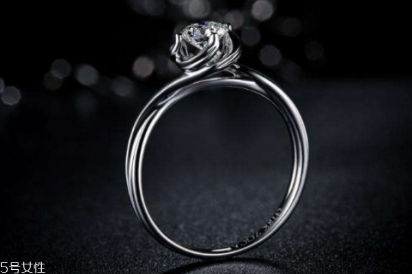 钻戒定制哪个牌子好,定制钻戒品牌排行榜