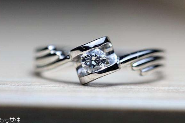 定制钻戒靠谱吗?,董先生定制钻戒靠谱吗