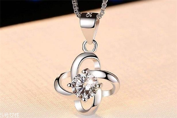 银项链断了怎么接小窍门,银项链断了怎么接起来