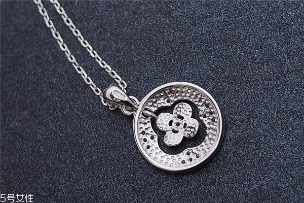 银项链变黑是身体不好吗,银项链会变黑吗 银项链变黑是身体不好吗,银项链会变黑吗