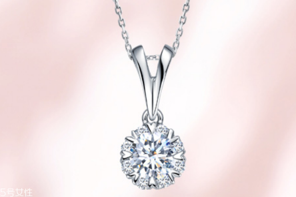 钻石吊坠怎么回收,钻石吊坠可以回收吗 钻石吊坠怎么回收,钻石吊坠可以回收吗