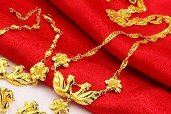 男家结婚为什么要买三金,结婚为什么要买三金一钻