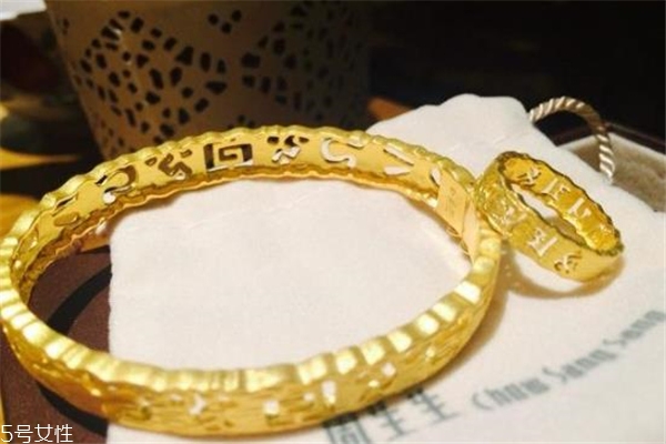 黄金手镯辟邪是真的吗?都是民间说法,黄金手镯有辟邪的作用吗