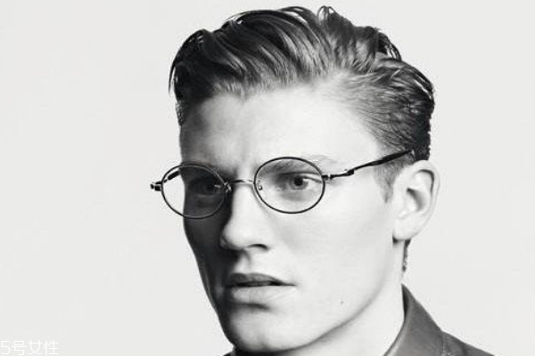 trussardi眼镜是什么档次,trussardi眼镜价格表