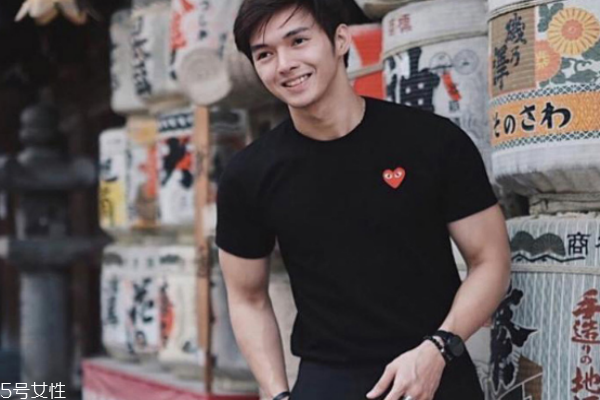 川久保玲t恤日本价格,川久保玲t恤尺码