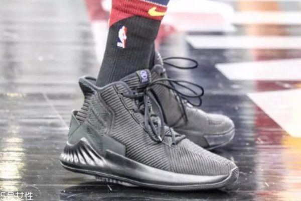 罗斯9怎么样,罗斯9配色