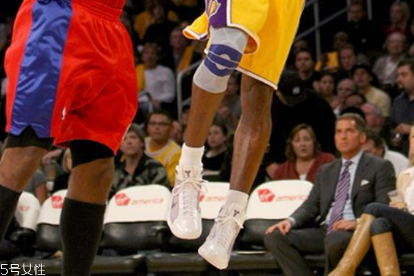 鲍尔芬护膝怎么洗,护膝能不能水洗