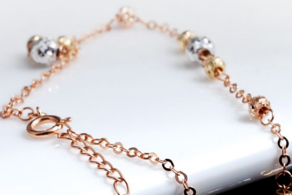 玫瑰金项链品牌排行榜,玫瑰金手镯哪个牌子好