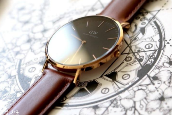 dw手表代购多少钱,dw手表哪里买比较便宜
