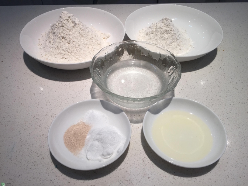 百吉福芝士片能做披萨吗?,百吉福芝士片可以做披萨吗