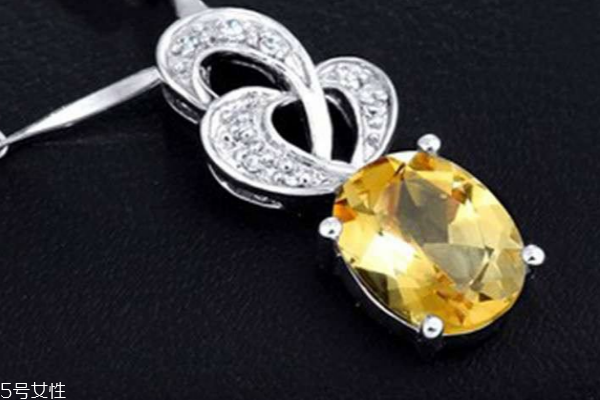 黄水晶不适合什么人戴,黄水晶什么样的好