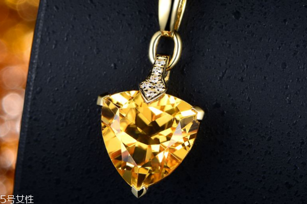 黄水晶的好处,黄水晶对人体有什么好处