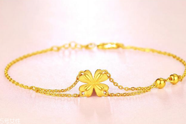 黄金手链用什么洗才亮,黄金手链用什么洗更亮