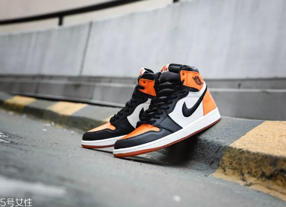 aj1丝绸扣碎鉴定细节,aj1小扣碎真假鉴定方法