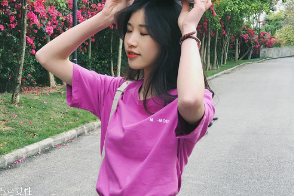 彩色字母图片,彩色字母t恤