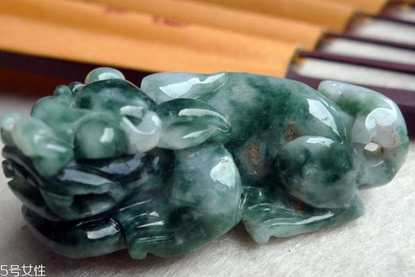 貔貅吊坠代表什么意思,貔貅吊坠代表什么