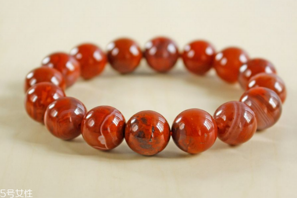 玛瑙佩戴禁忌和开关方法,南红玛瑙佩戴禁忌