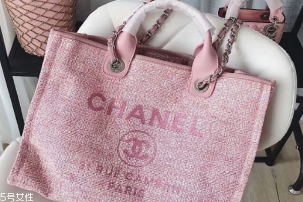 香奈儿沙滩包尺寸,chanel沙滩包真假对比 香奈儿沙滩包尺寸,chanel沙滩包真假对比