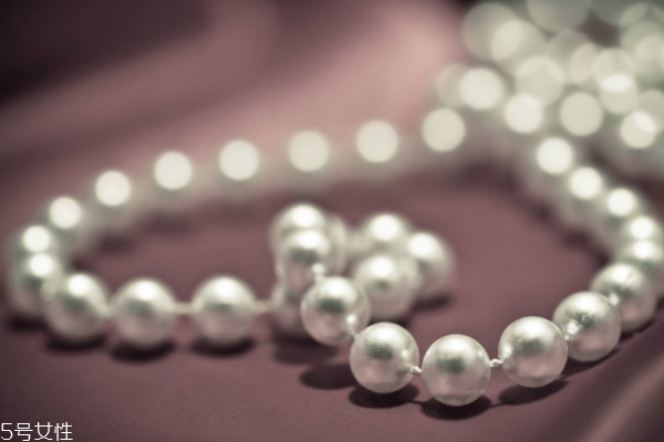 珍珠项链怎么串珠,珍珠项链买什么牌子好
