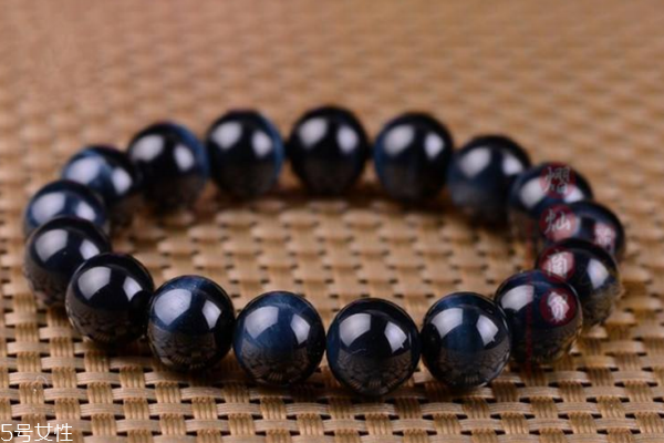 猫眼石手链的功效和作用,猫眼石手链图片