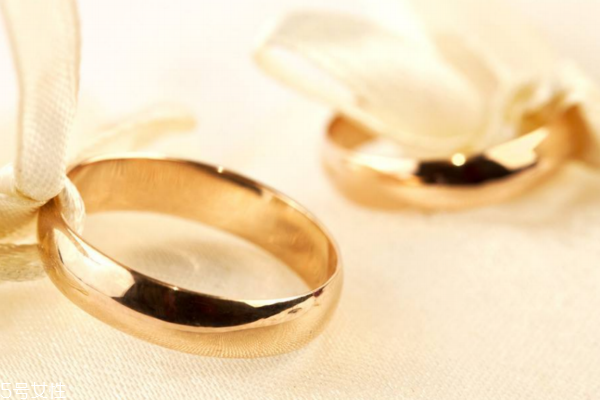 黄金戒指戴大了怎么办,黄金戒指太大了怎么办 黄金戒指戴大了怎么办,黄金戒指太大了怎么办
