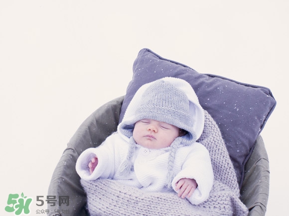 护脐贴可以贴多长时间,护脐贴什么时候开始用