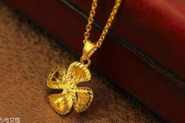 黄金项链对人体有什么好处,黄金项链对人体有害吗