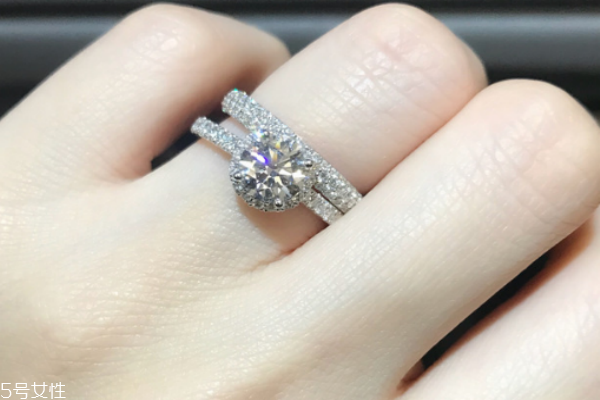 周生生钻戒换款要求,周生生钻戒换款规则