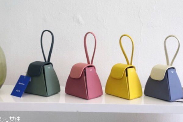 牛皮包掉色怎么办,真皮包褪色怎样处理