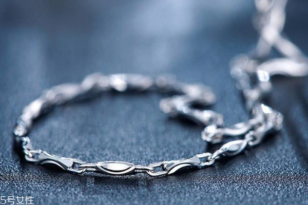 铂金项链怎么加长,铂金项链怎么加长一截