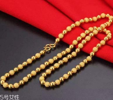 戴着黄金项链睡觉对身体有害吗,黄金项链戴着睡觉好吗 戴着黄金项链睡觉对身体有害吗,黄金项链戴着睡觉好吗